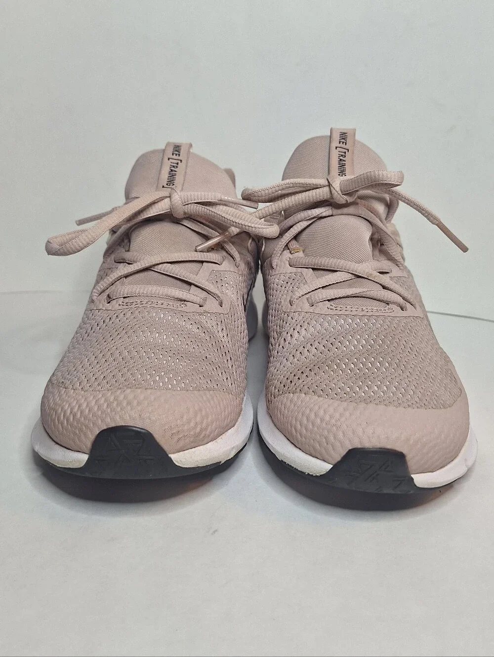 Nike legend essential