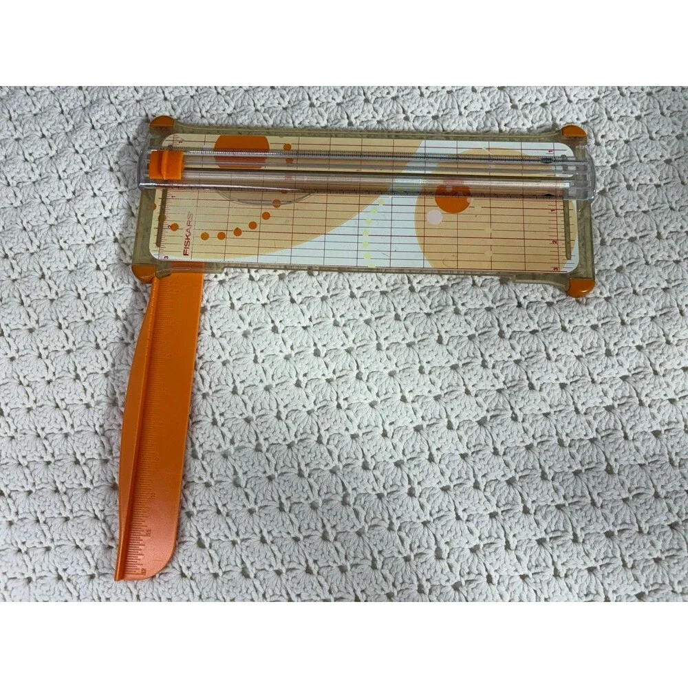 Fiskars - 12