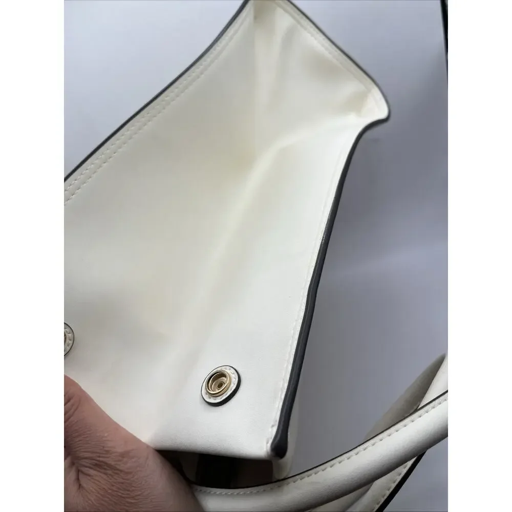 Tory Burch tory burch