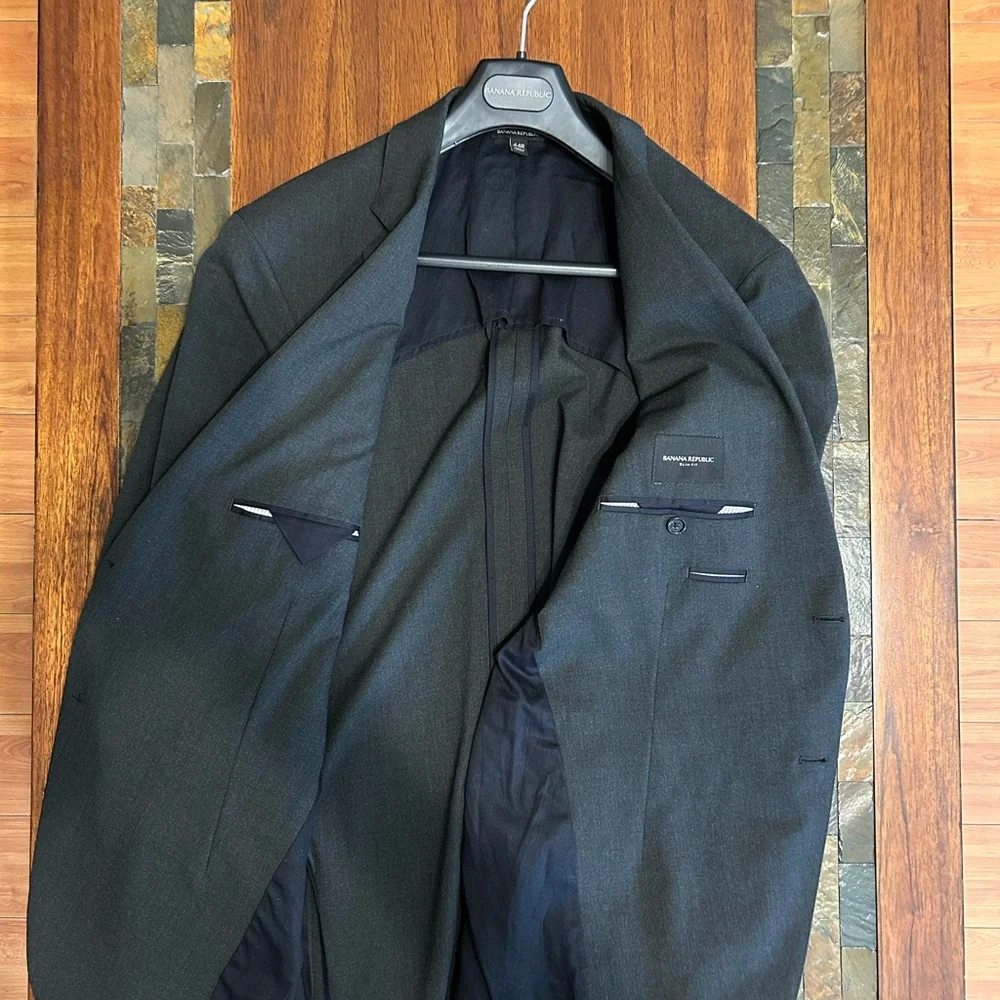 Banana Republic sophisticated dark