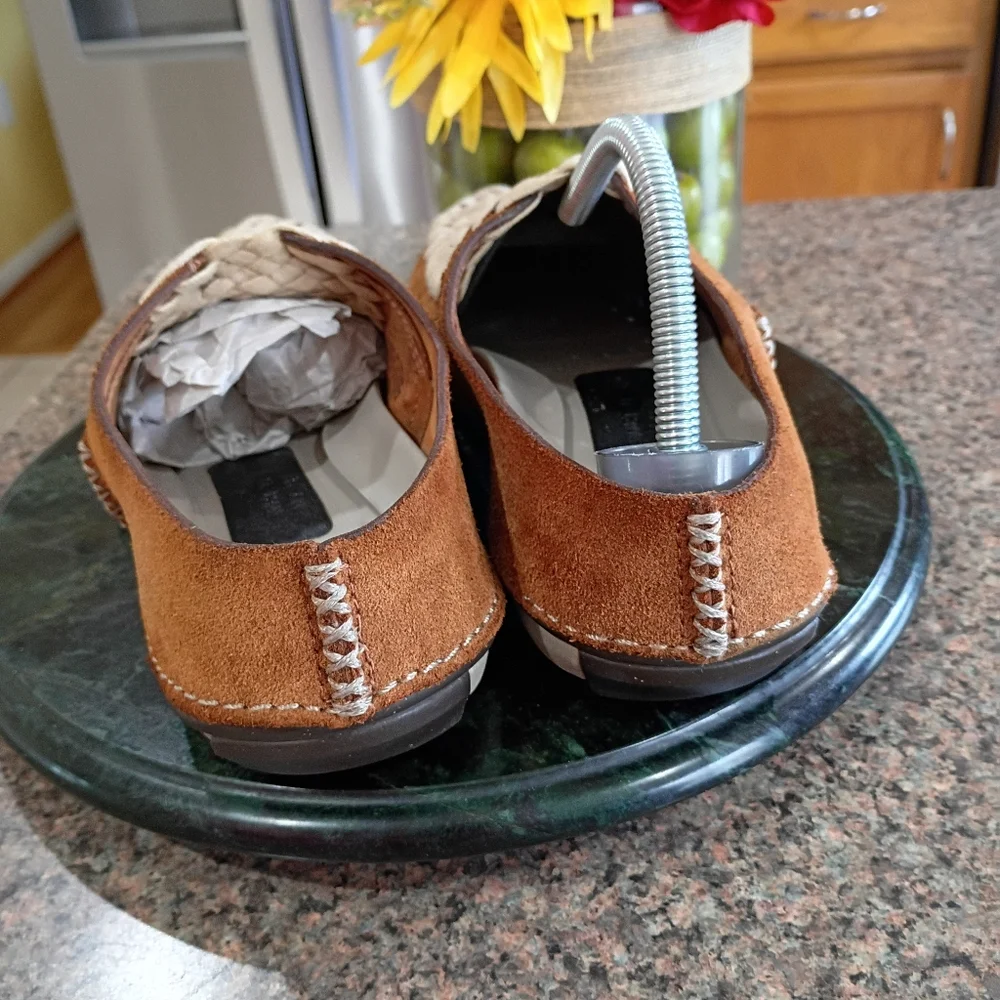 Nike gently used