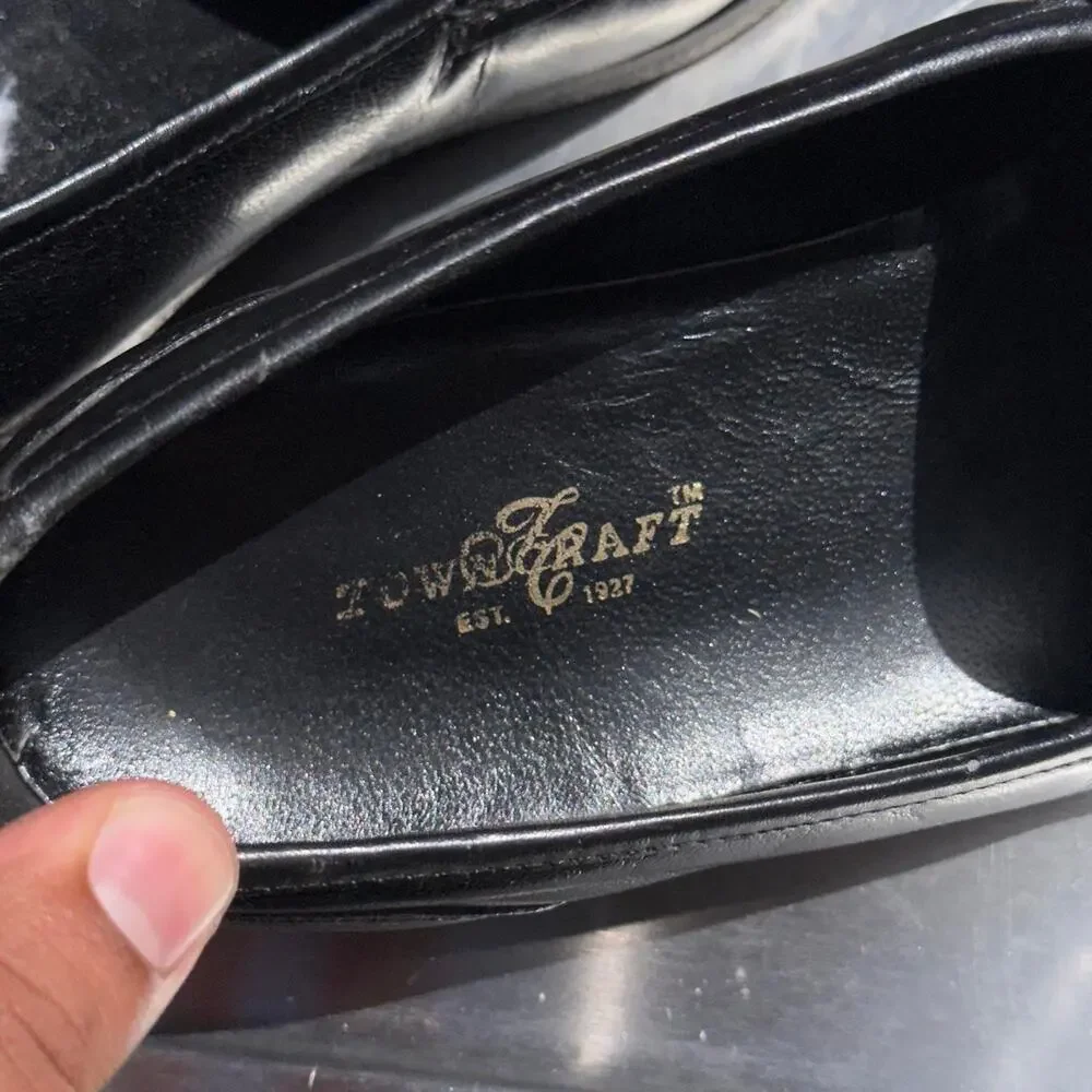 Towncraft black leather