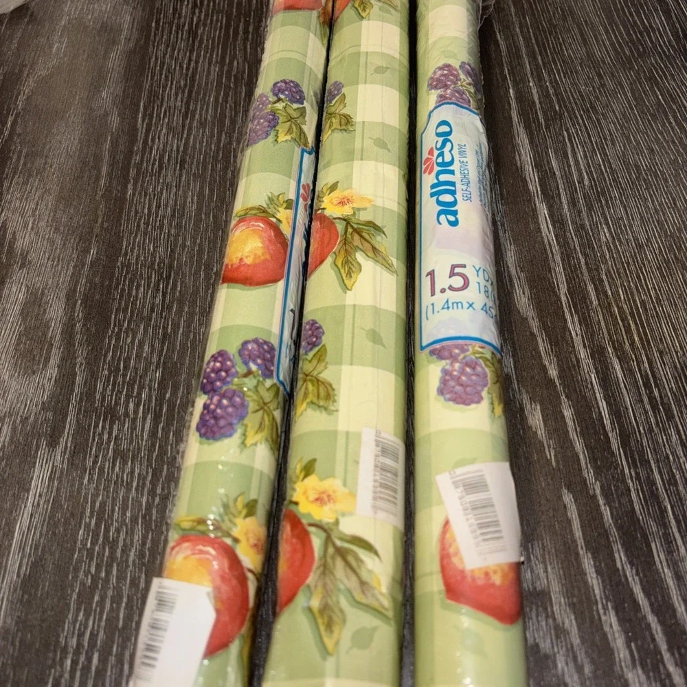 Adheso self adhesive