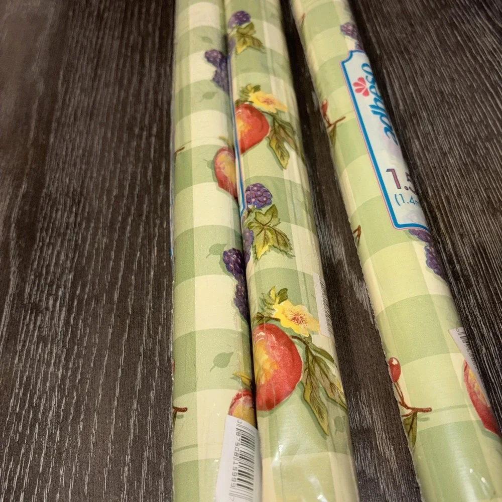 Adheso self adhesive