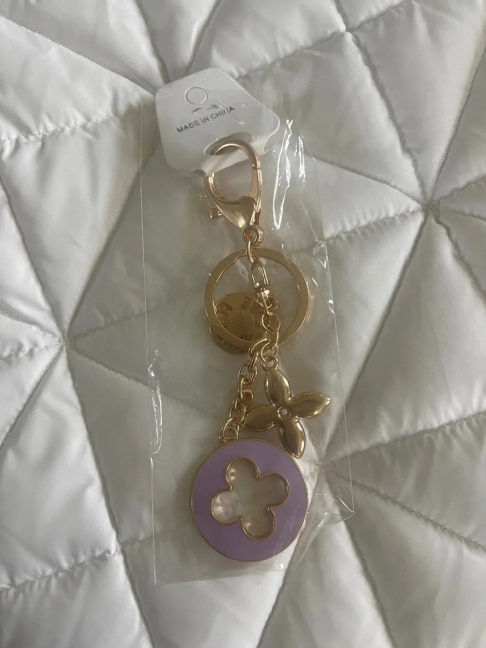 N/A gold tone