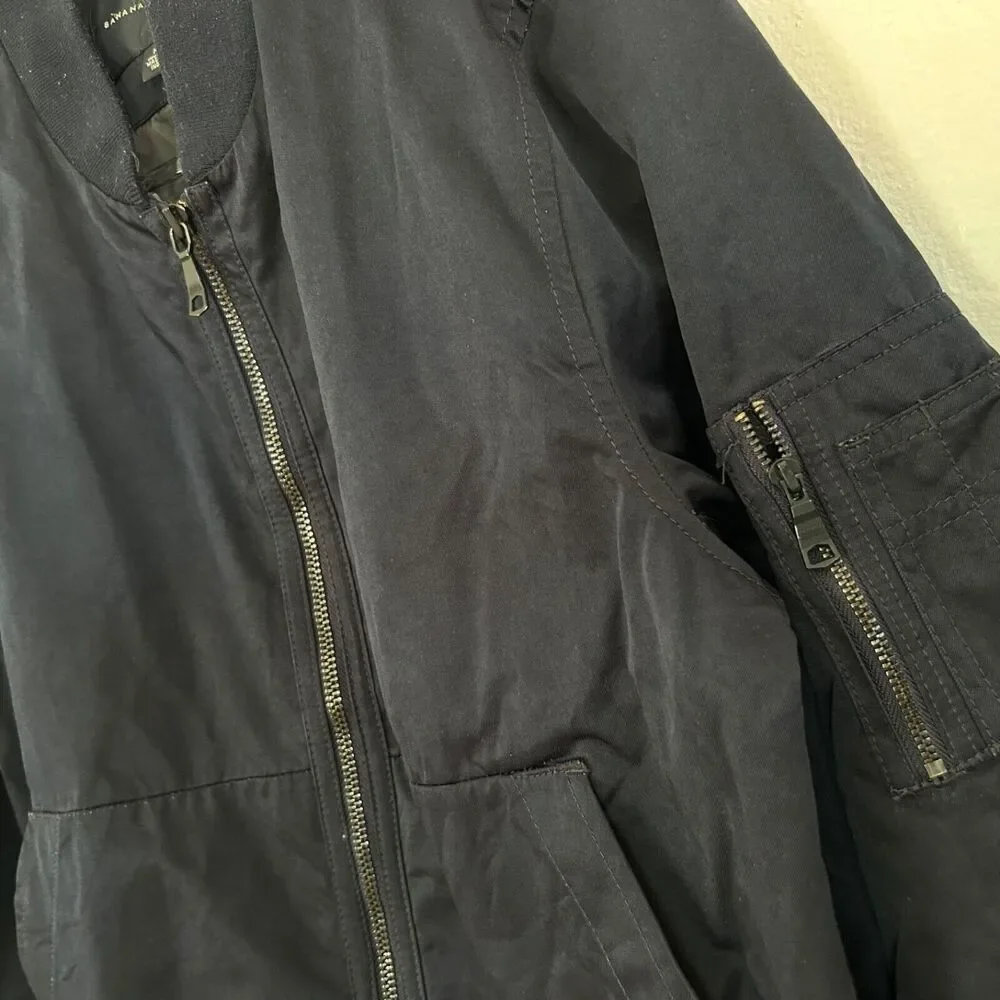 Banana Republic casual chest