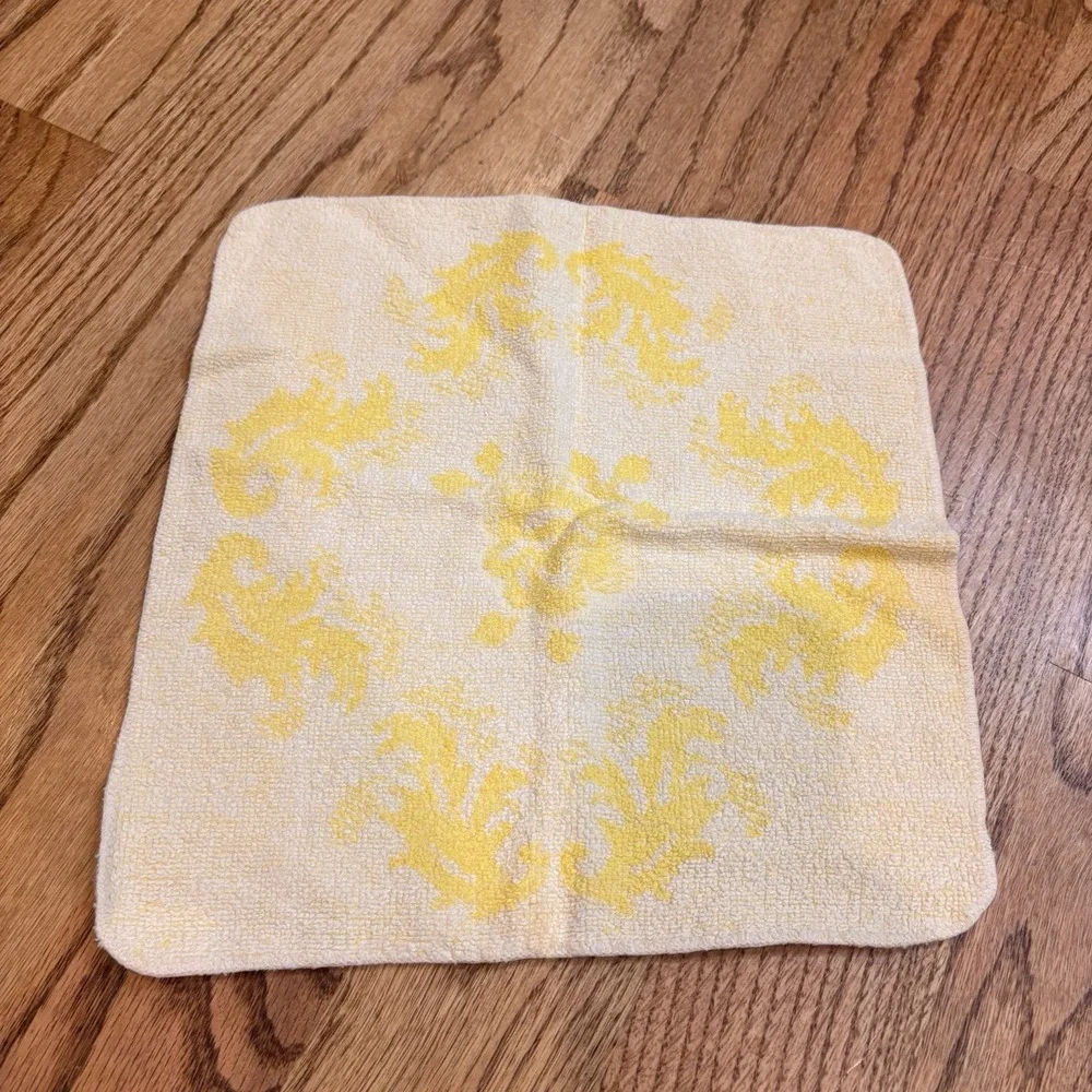 Vintage Yellow Damask Washcloths Set of 3‎ Cotton Floral Scroll Bathroom Linens