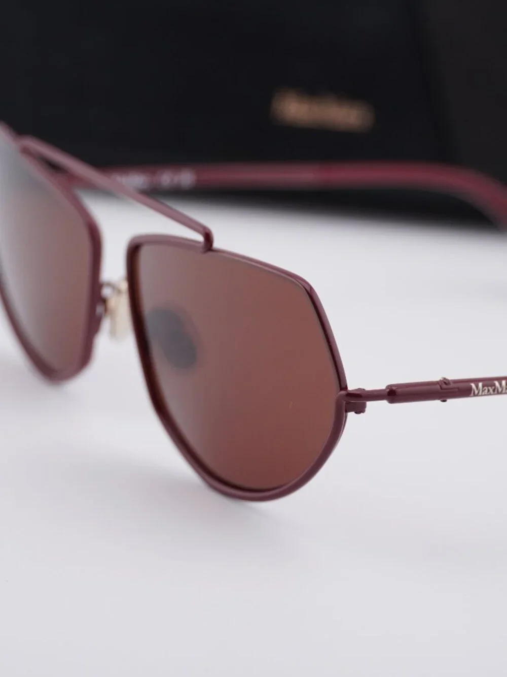 MaxMara model mm0165