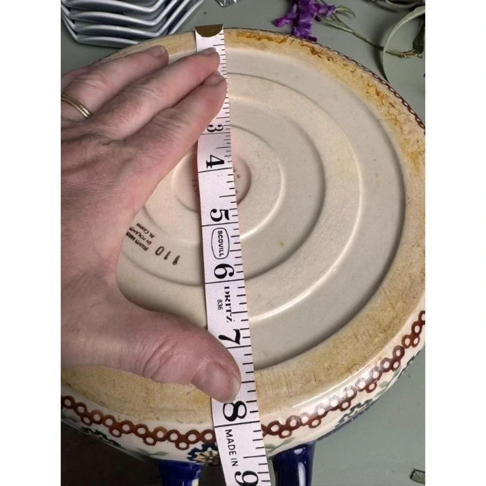 Unmarked vintage hand