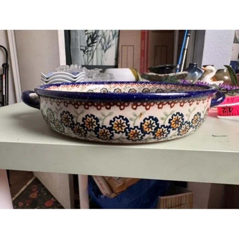 Unmarked vintage hand
