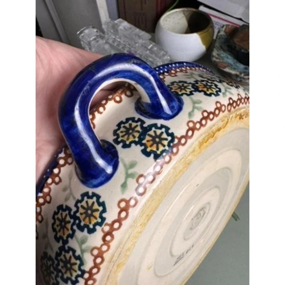 Unmarked vintage hand