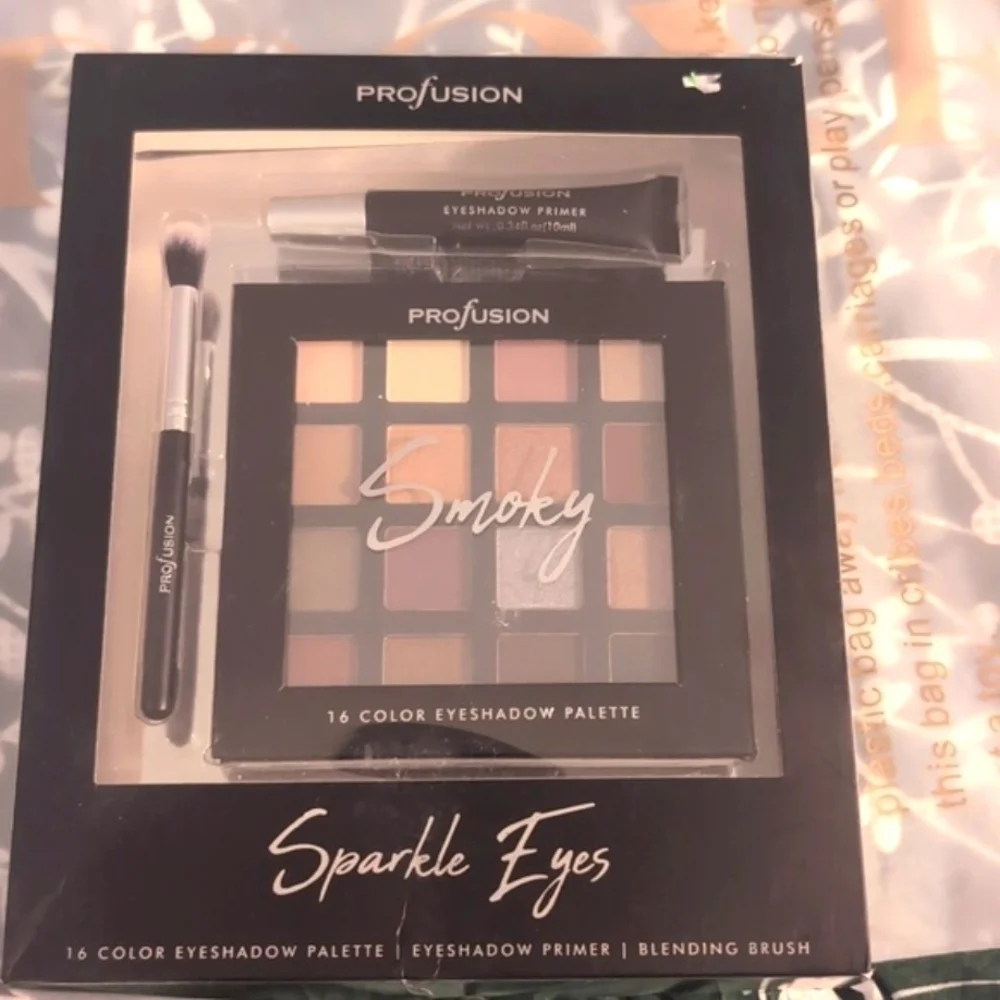 Eyeshadow Pallet Smokey Eyes
