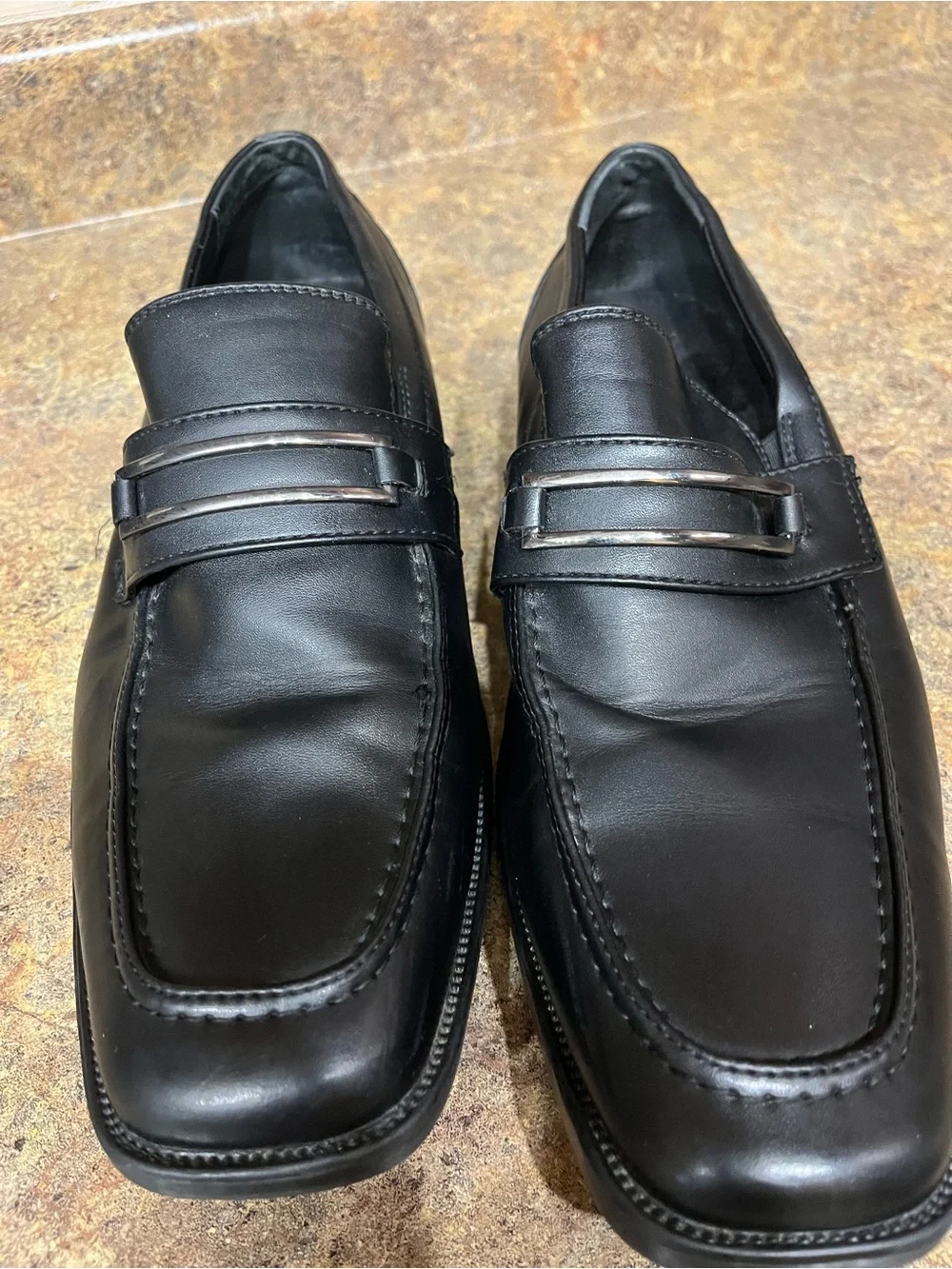Perry Ellis sharp classic