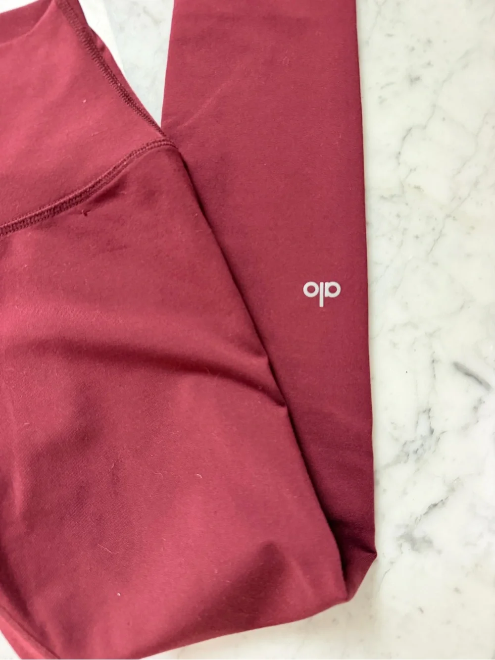 ALO Yoga Burgundy Leggings