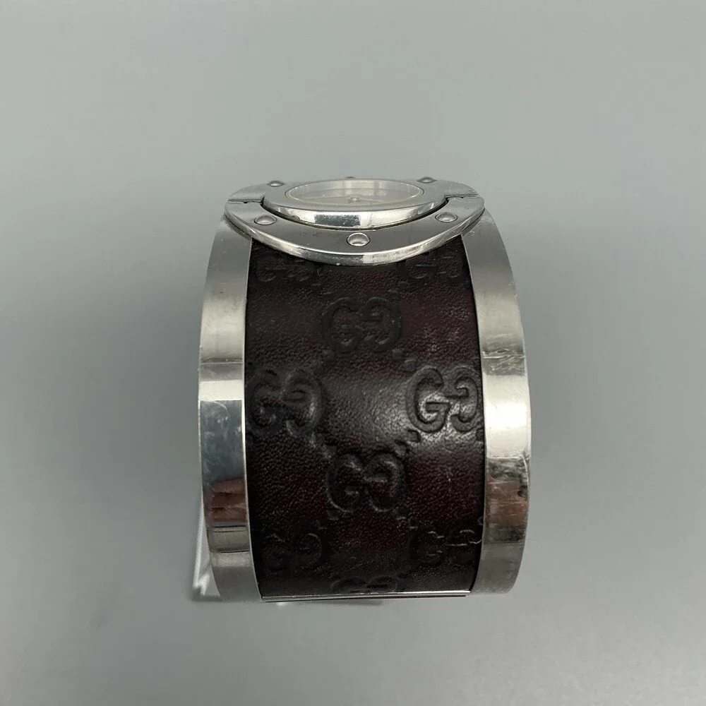 Gucci see photos