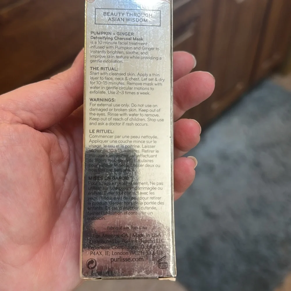 NIB Purlisse Pumpkin and Ginger Detoxifying Charcoal Mask 2.5 Oz