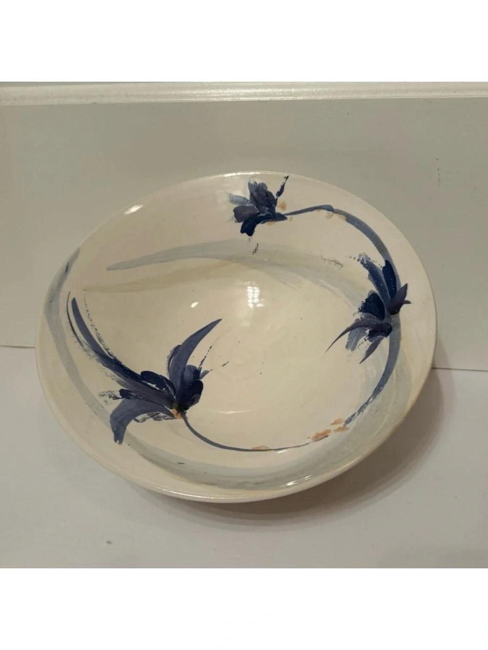 BOWL ASIAN STYLE TRANQUILITY FLORAL WHITE BLUE POTTERY SIGNED HANDMADE