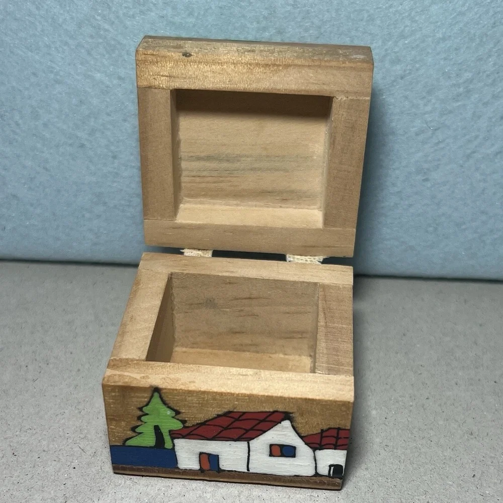 Vintage Nesting La Palma El Salvador Handmade & Painted Wooden boxes