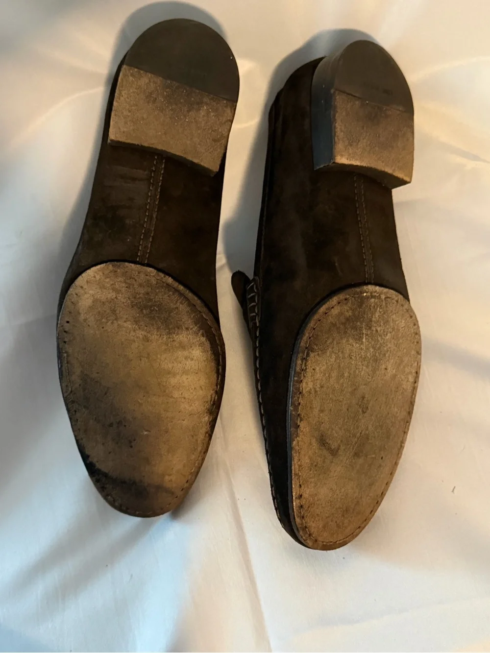 Louis Vuitton elegant louis