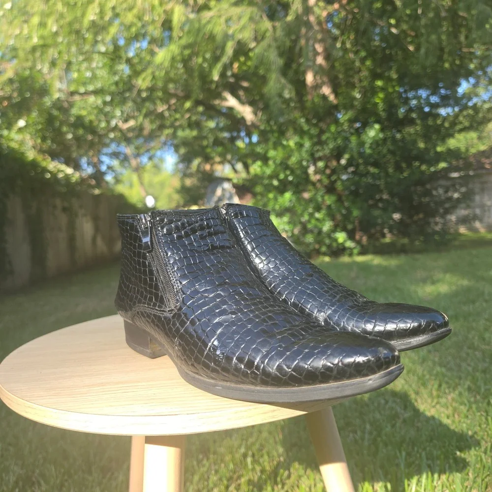 N/A sleek ankle