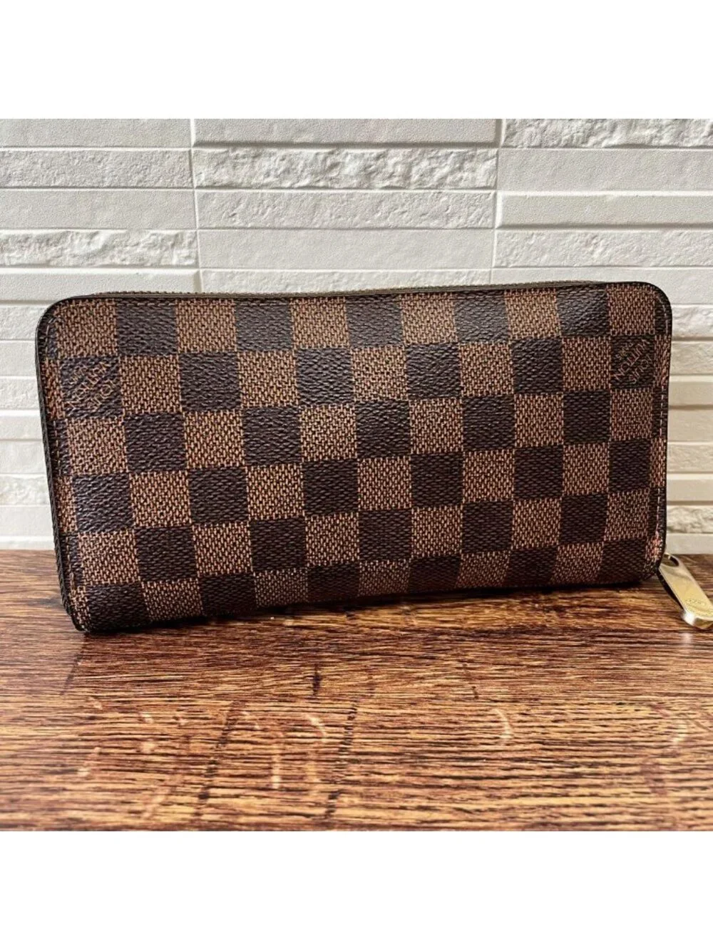 Louis Vuitton brand louis