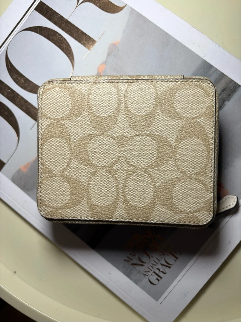 Coach Large Jewelry Box Cream Signature Canvas Zip Pouch