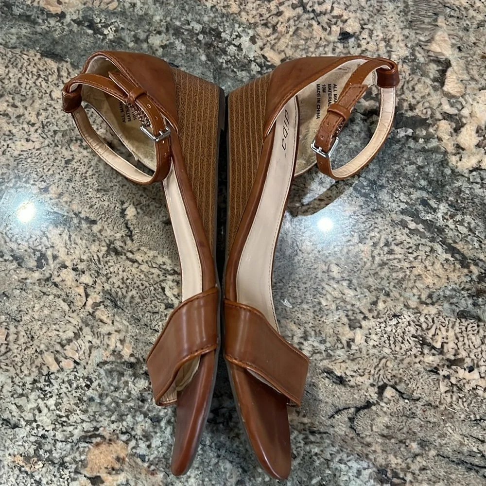 Diba these stylish