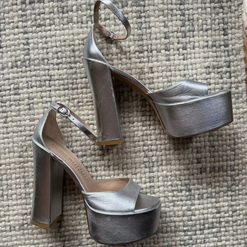 Stuart Weitzman new stuart