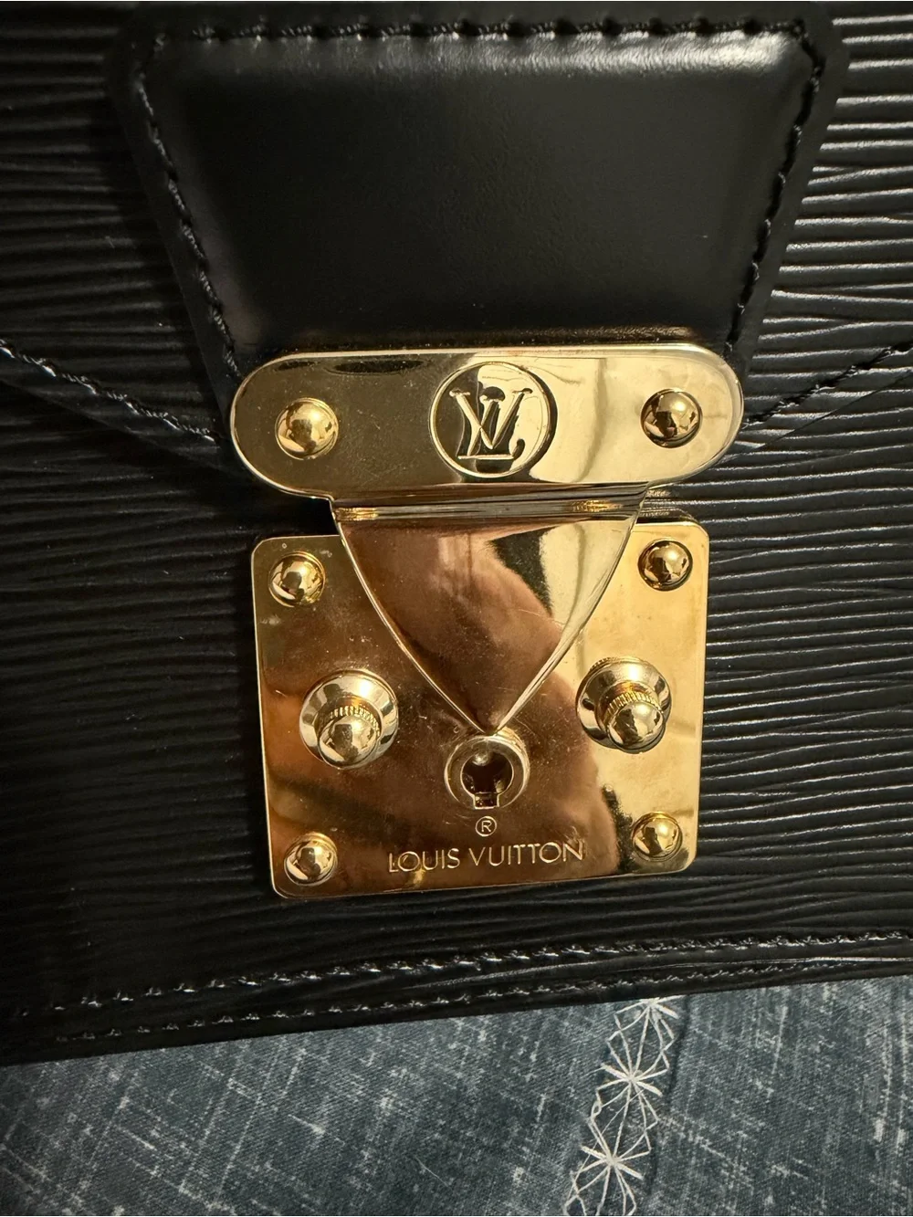 Louis Vuitton classic louis