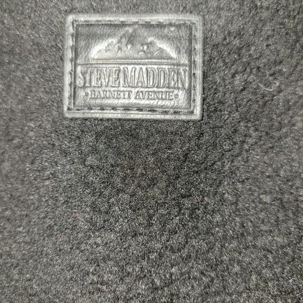 Steve Madden brand new