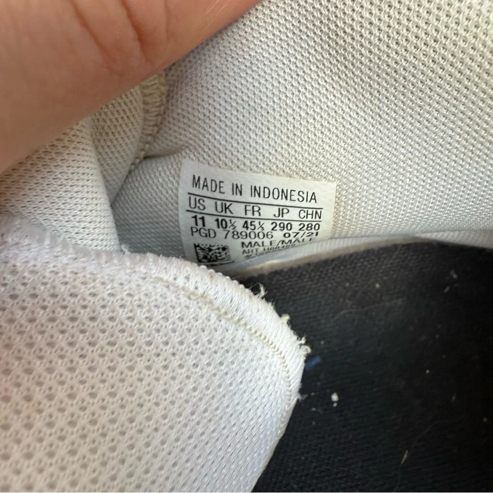adidas guc white