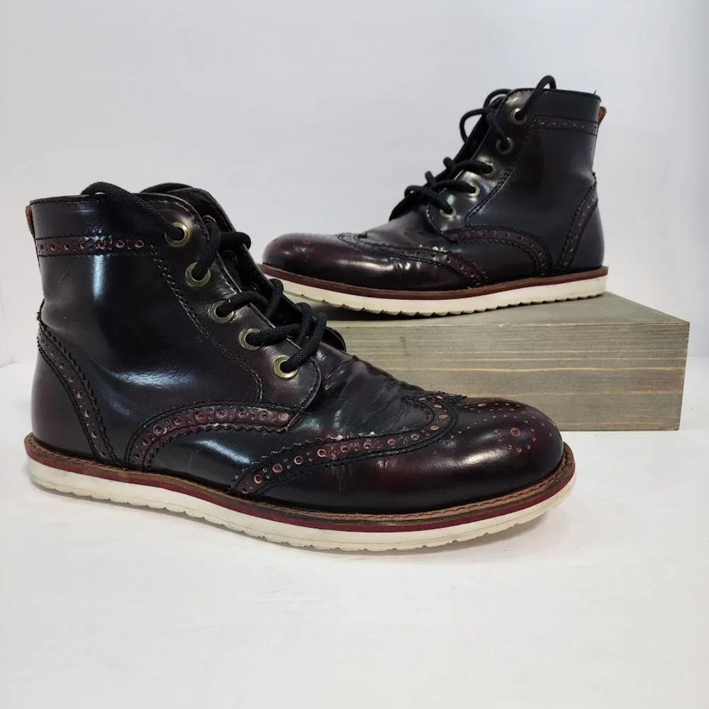 Crevo Men's Boardwalk Wing Tip Boot, Bordo Gloss Leather‎ Mens Size 9