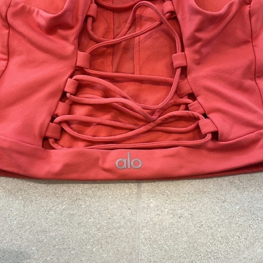 ALO Yoga great size
