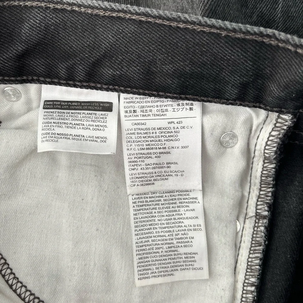 Levis these levi