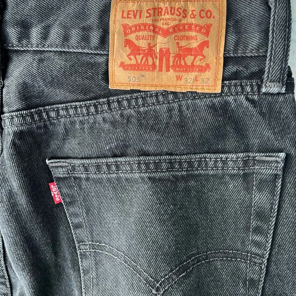Levis these levi