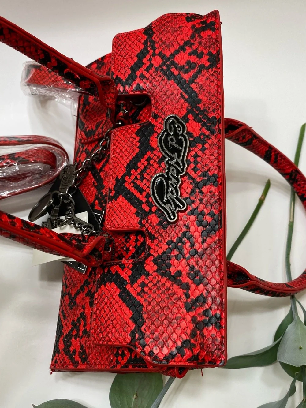 Ed Hardy detachable strap