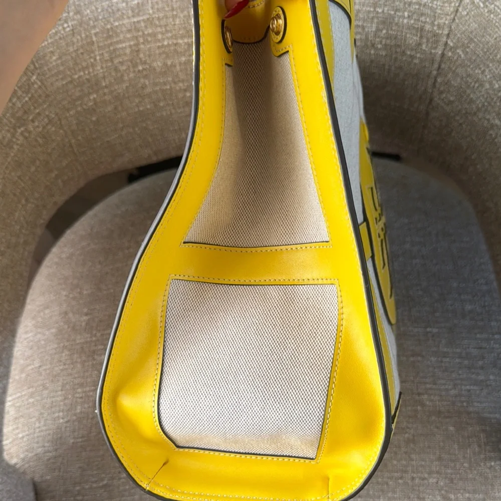 Tory Burch tory burch