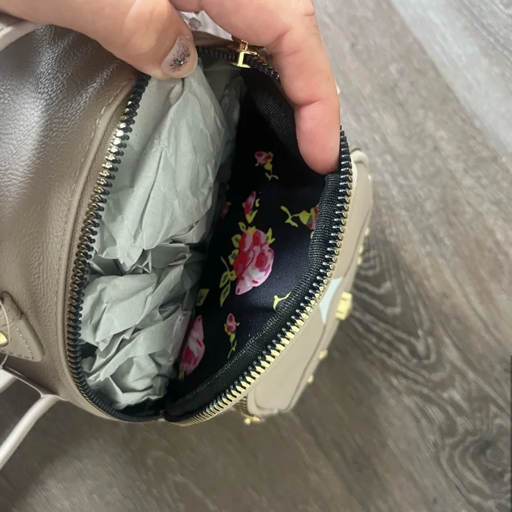 Betsey Johnson nwt betsey