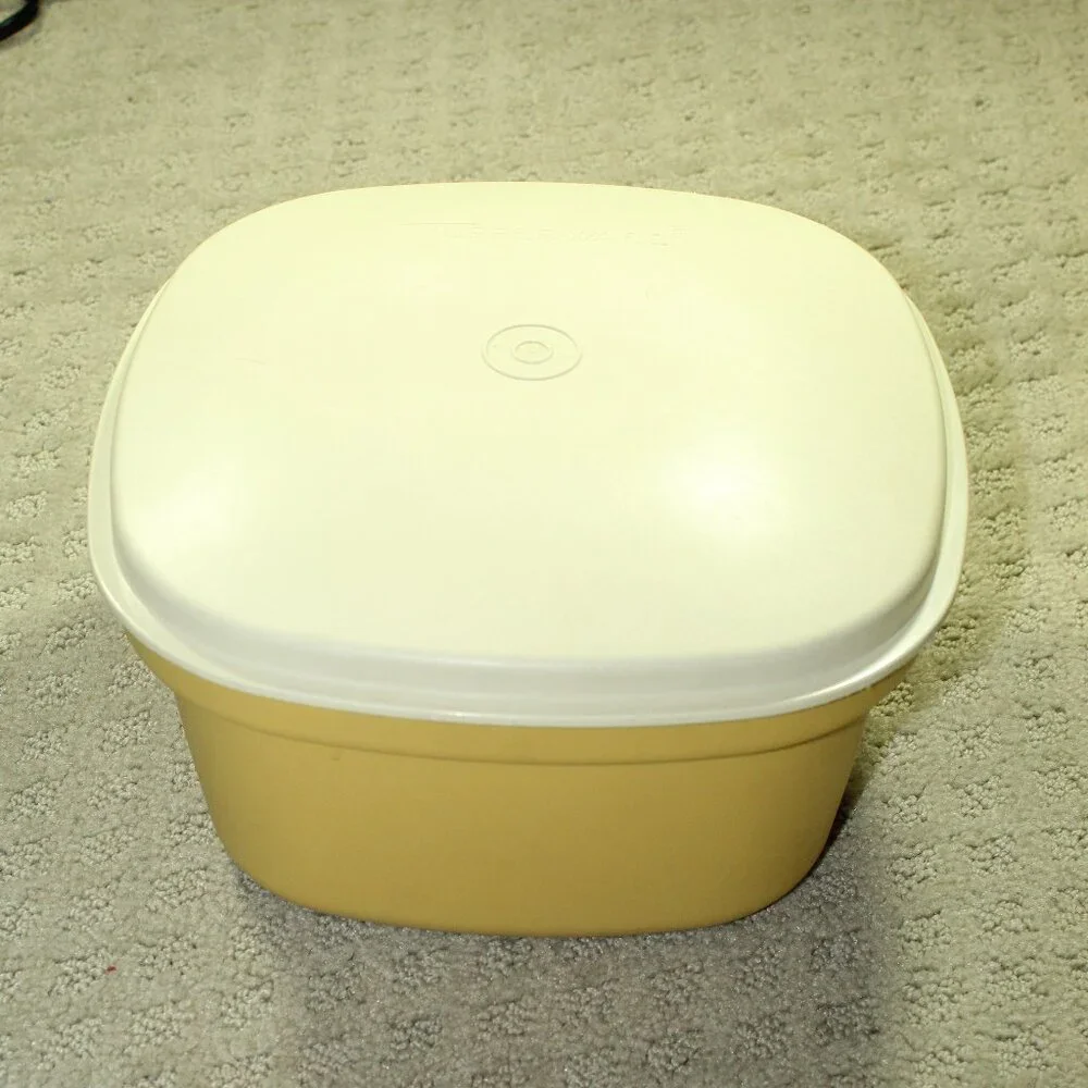 Tupperware this vintage