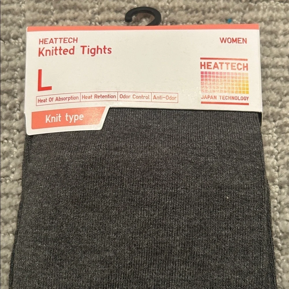 Uniqlo experience warmth