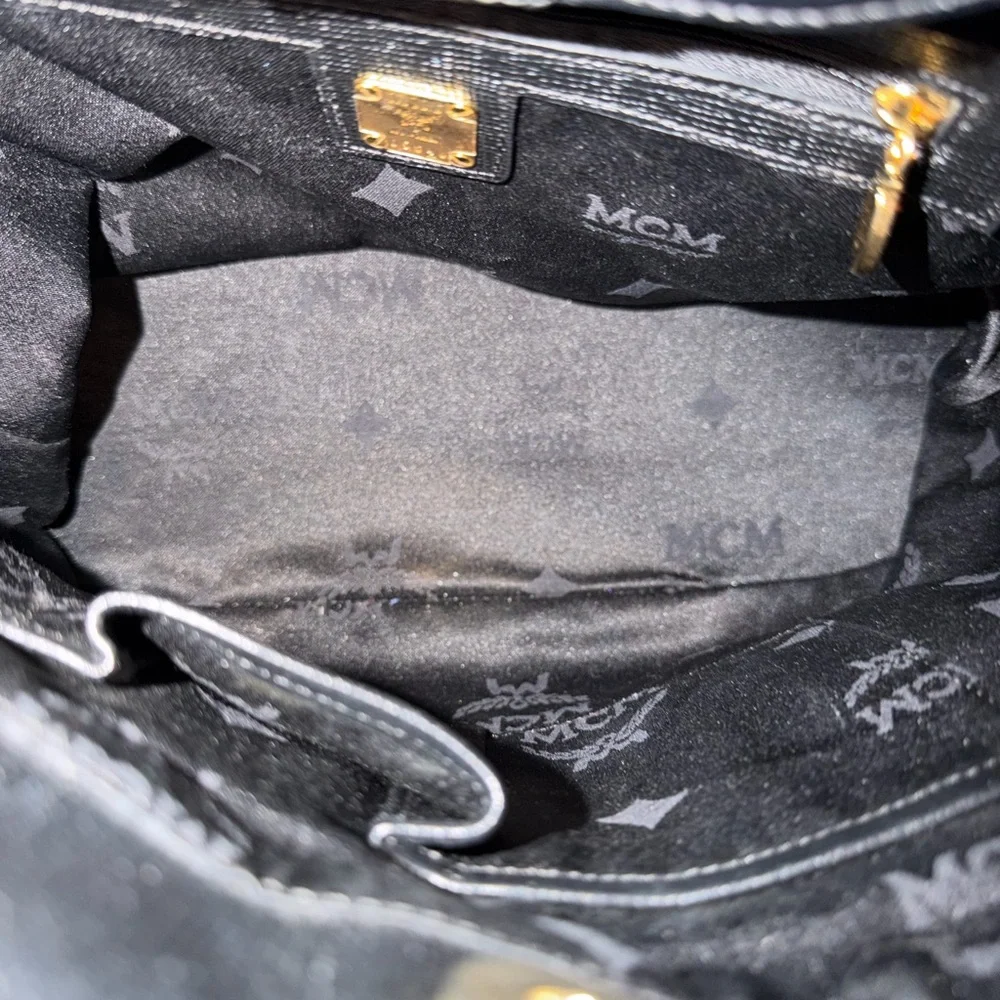 MCM classic black