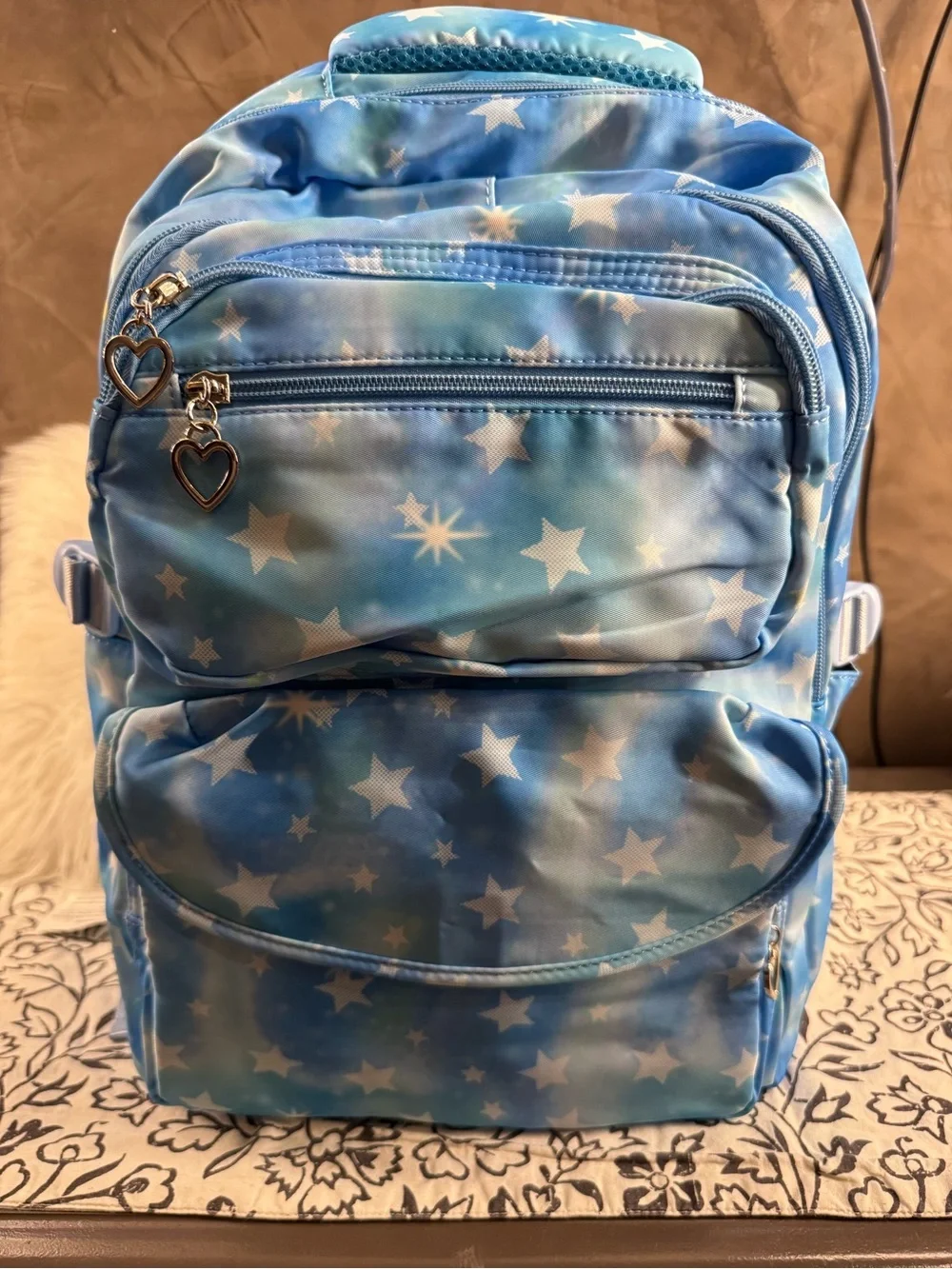 Sky Blue Star Print Women's Backpack with Heart Zipper Pulls
