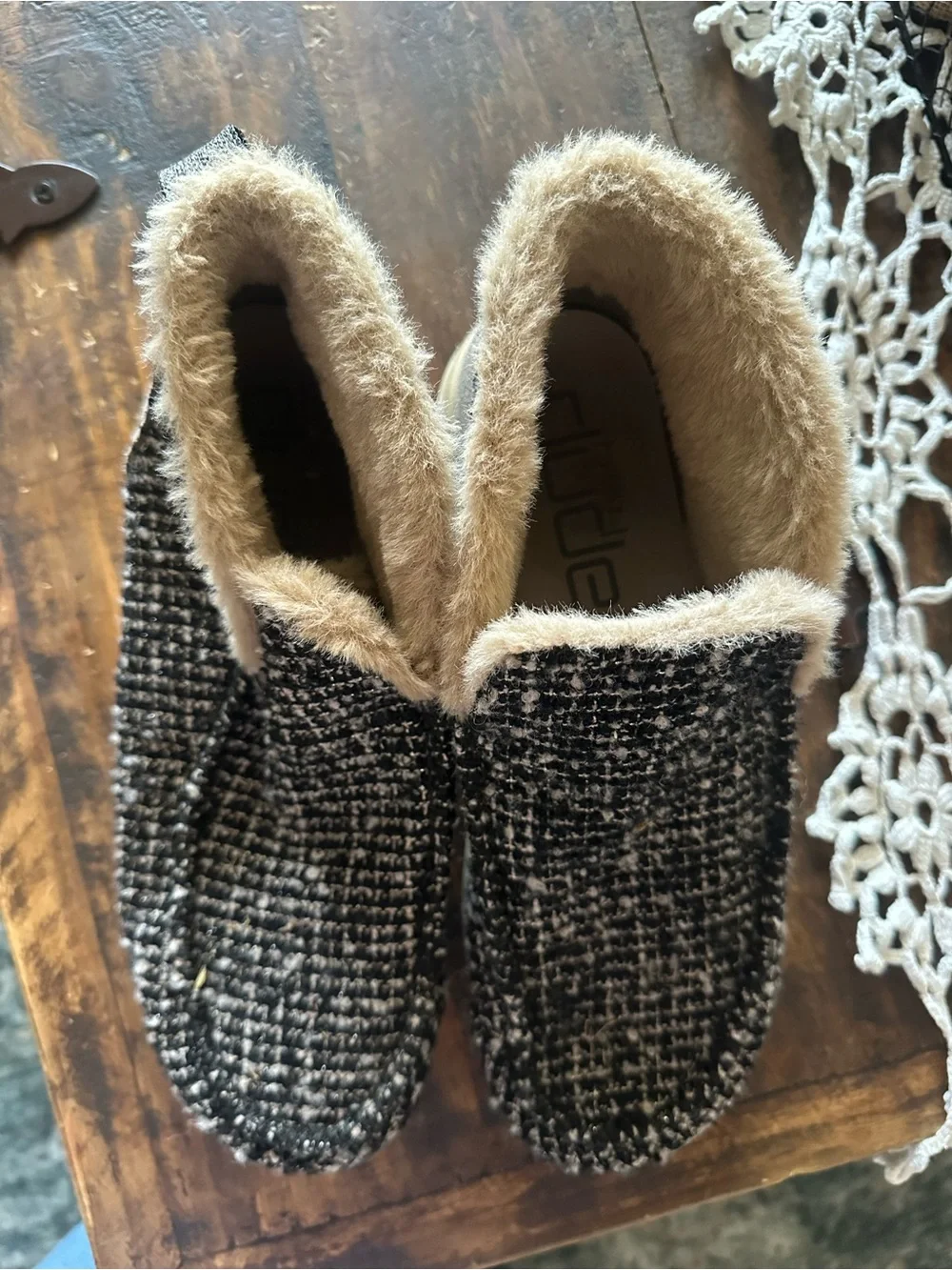 Hey Dude cozy women’s