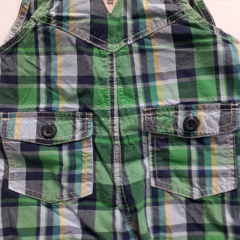 OshKosh Bgosh boy oshkosh