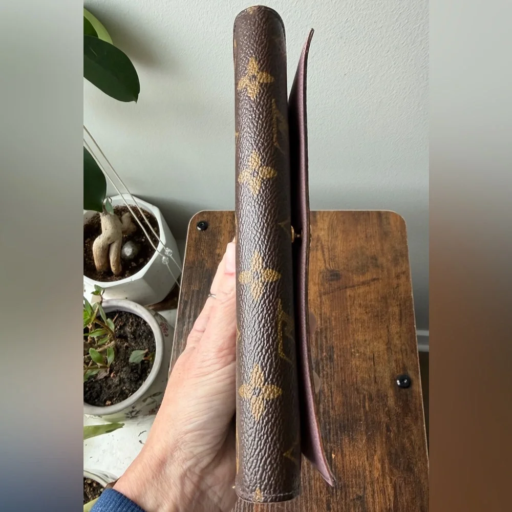 Louis Vuitton authentic louis