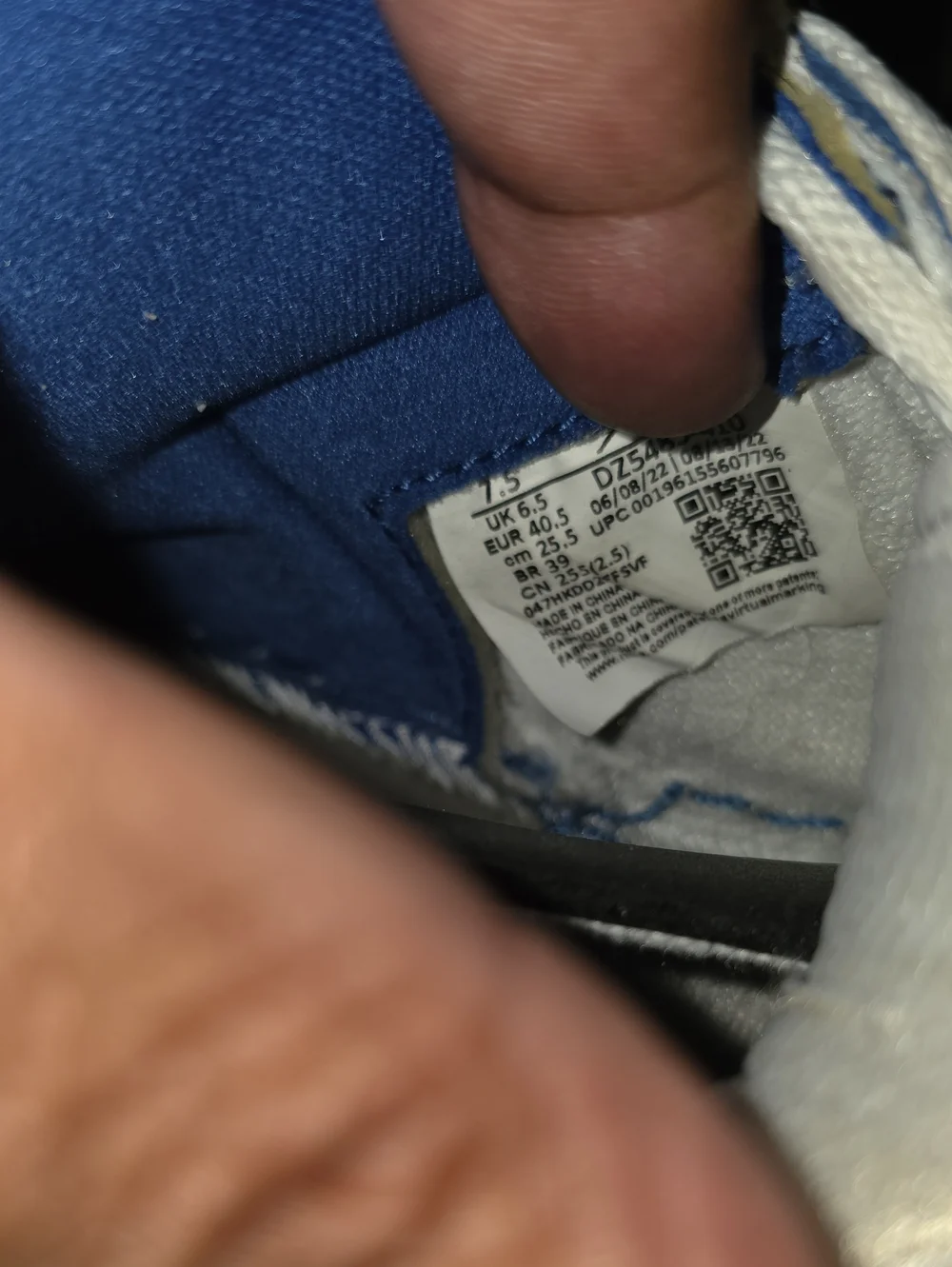FOR SALE AIR JORDAN 1 RETRO HIGH OG 