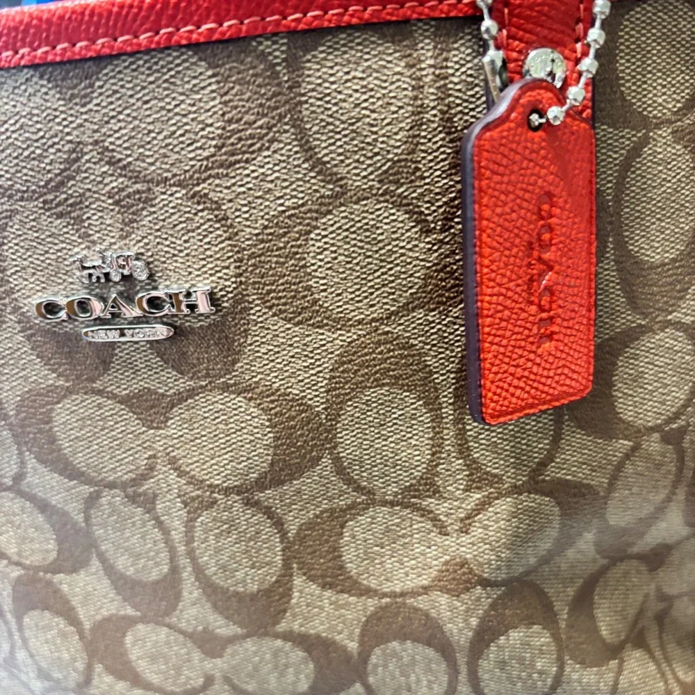 Coach city tote