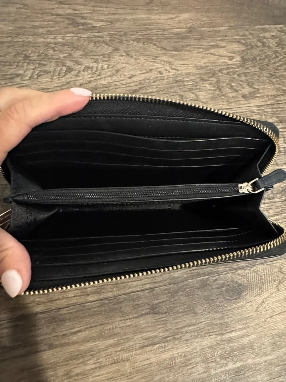 kate spade sleek zip