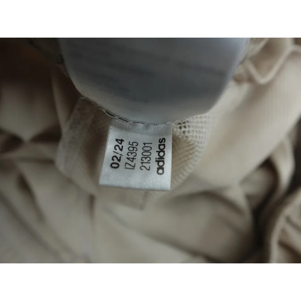 Adidas Running Shorts Mens Large Tan Good Aeroready IZ4395 3-Stripe Pocket