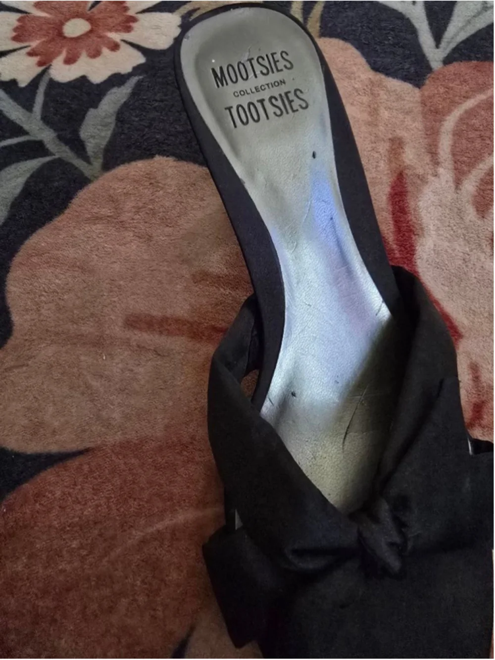 Mootsies Tootsies step into